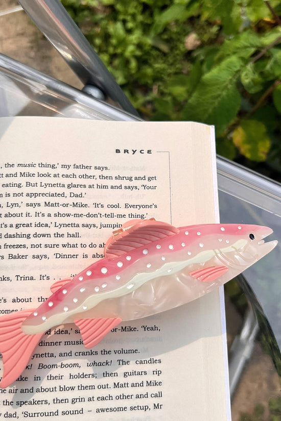 LIGHT PINK.jpg