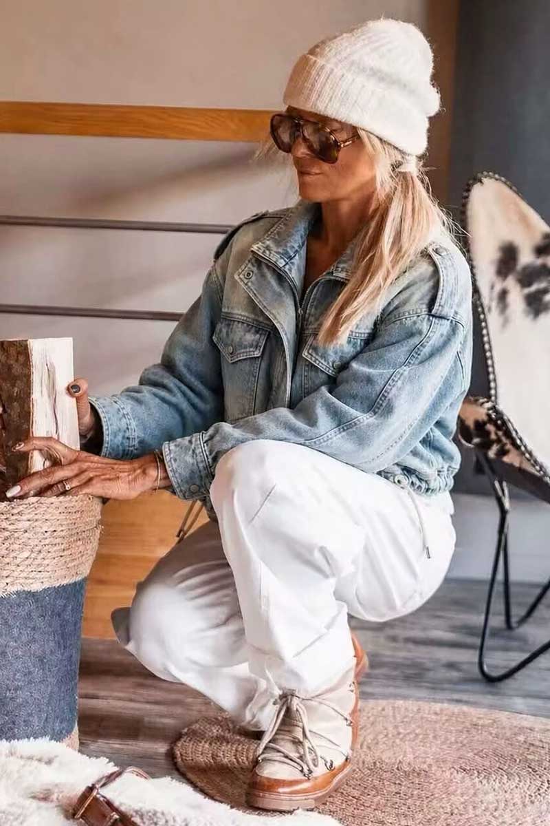 BLUE (4).jpg