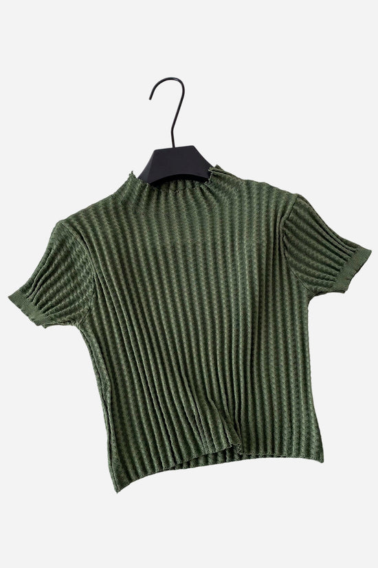 GREEN.jpg