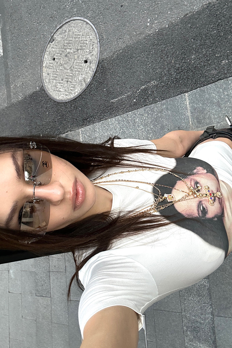 Portrait Print Fitted Graphic Tee