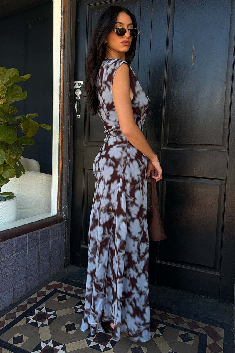 BLACK (3).jpg