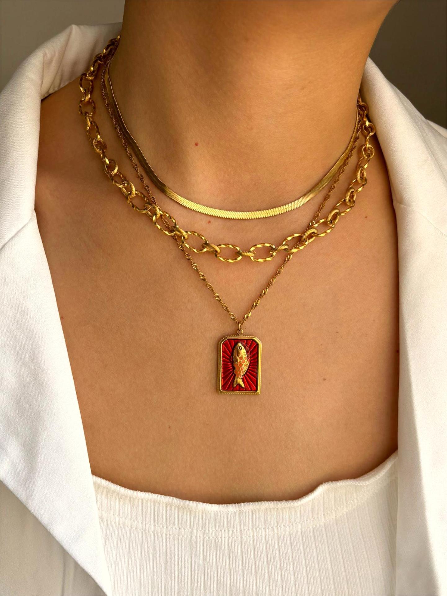 GOLD (1).jpg