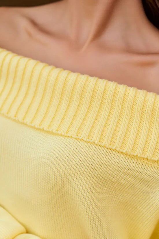 YELLOW (2).jpg