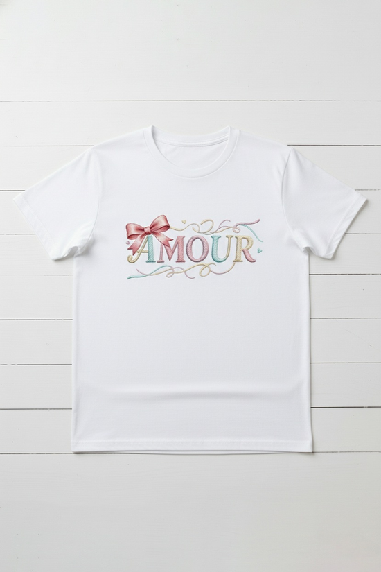 Amour Script Logo T-Shirt