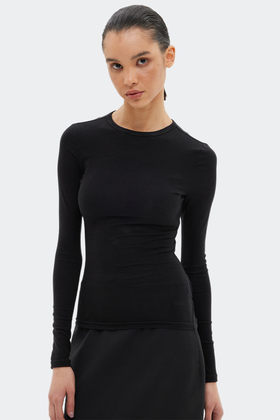 Long Sleeve Stretch Fitted Tee