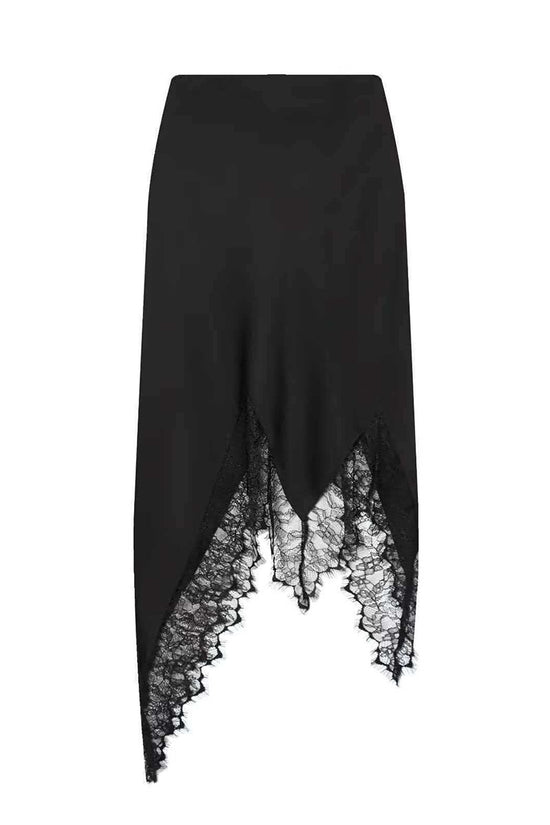 BLACK (2).jpg