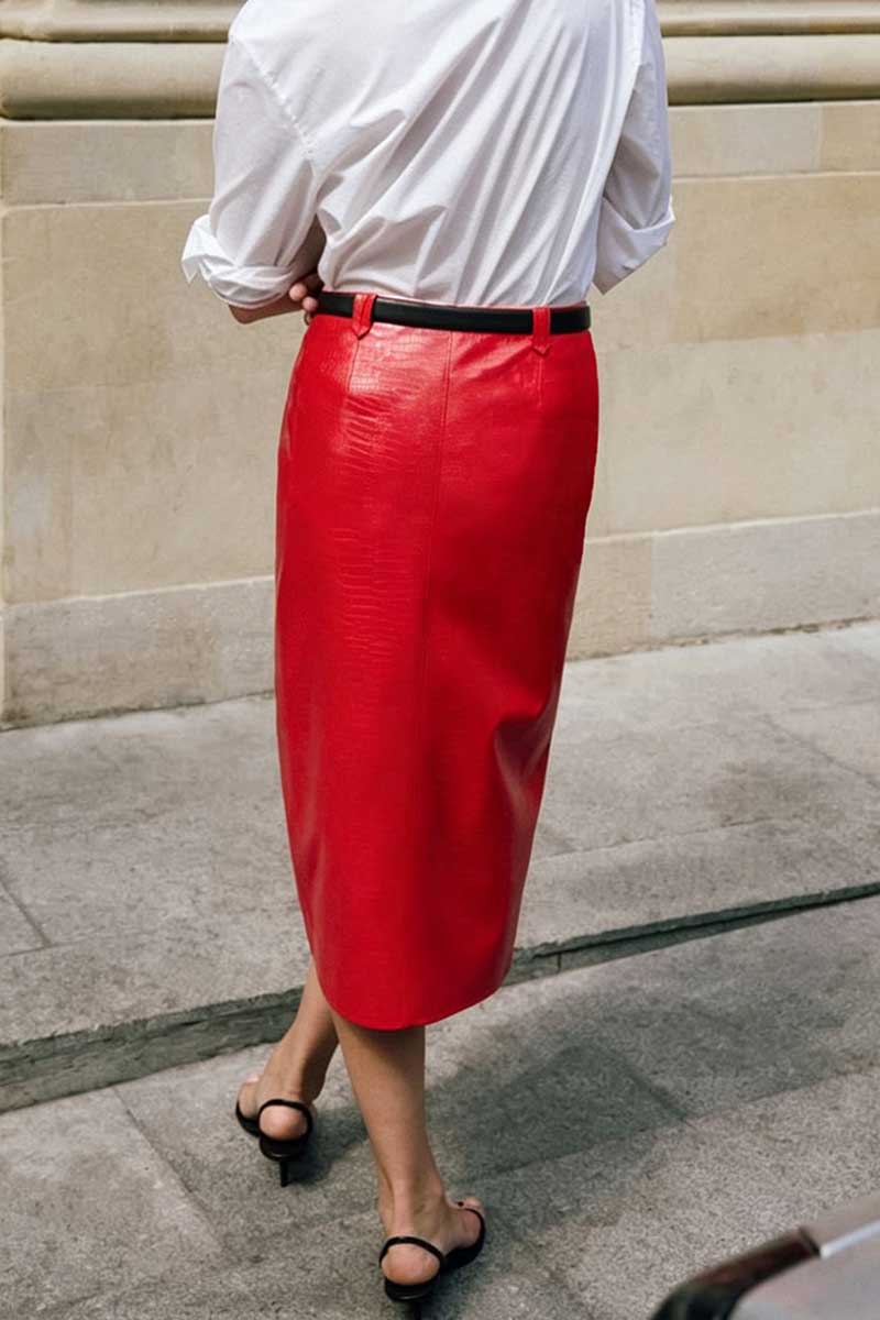 RED (2).jpg