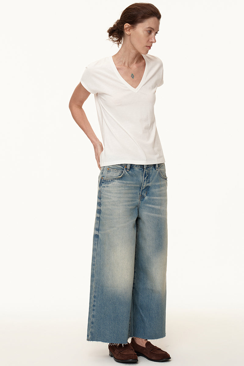 Minimalist V-Neck Casual Tee
