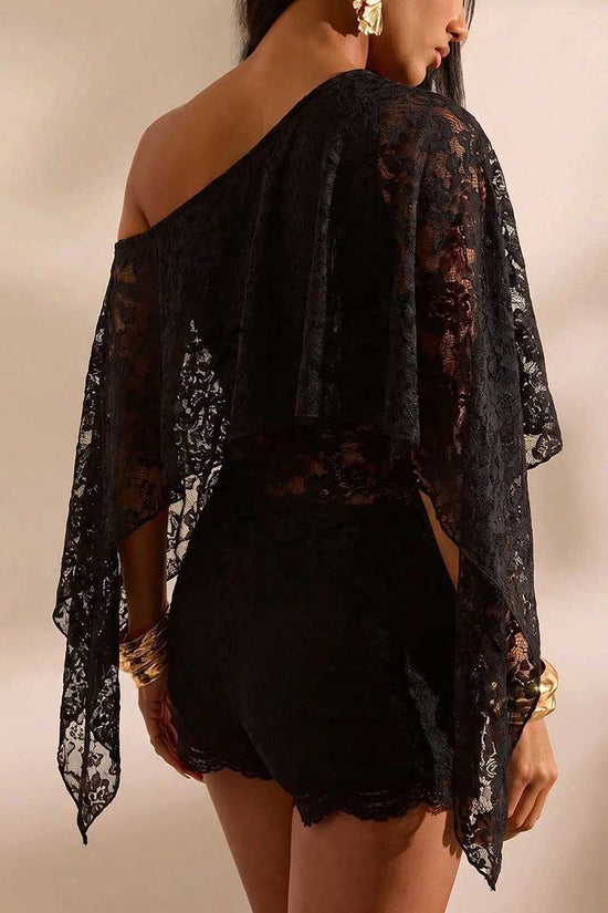 BLACK (3).jpg