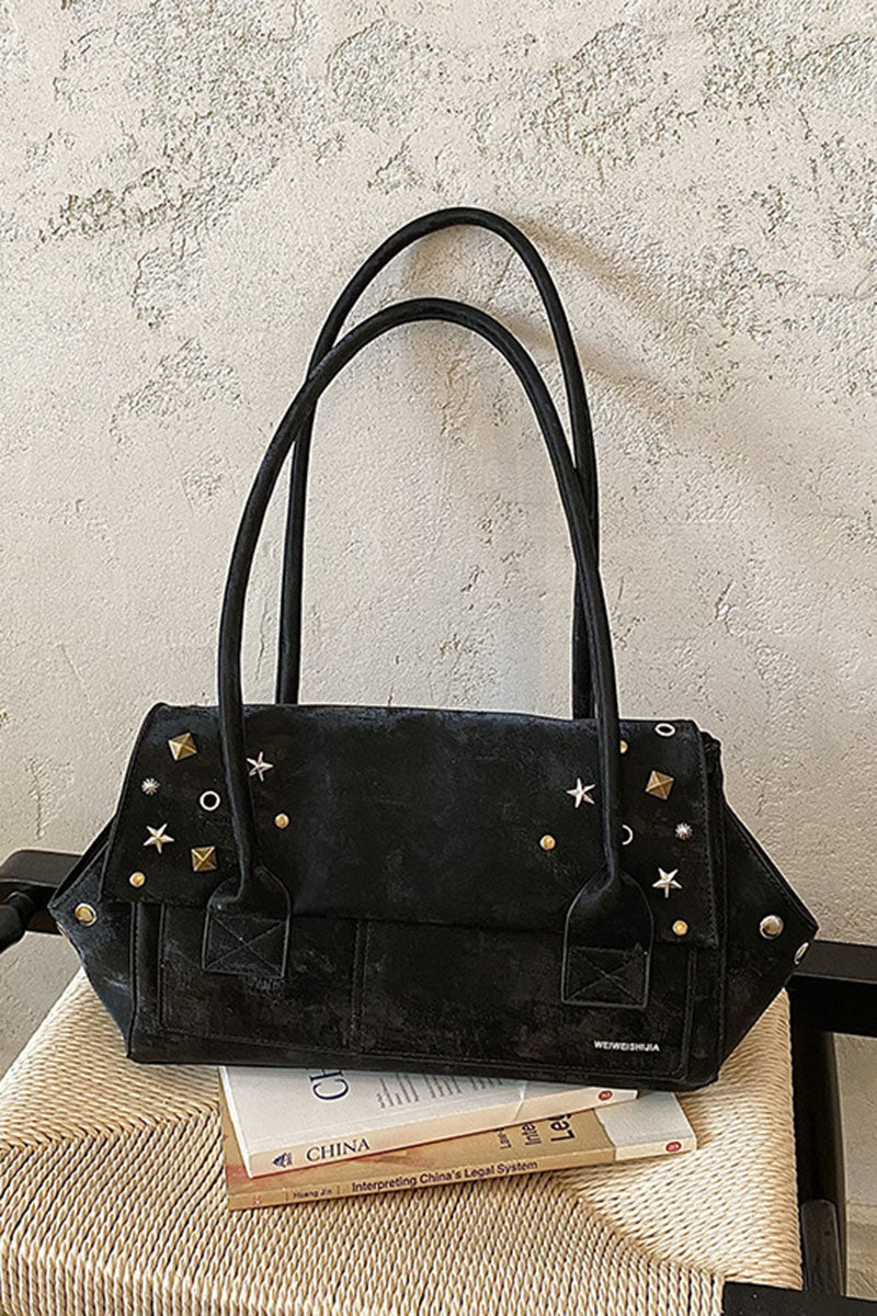 BLACK (2).jpg