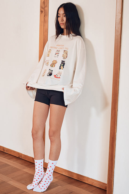 Oversized Lucky Cat Graphic Tee