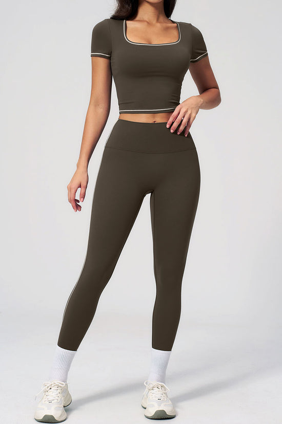 BROWN (1).jpg