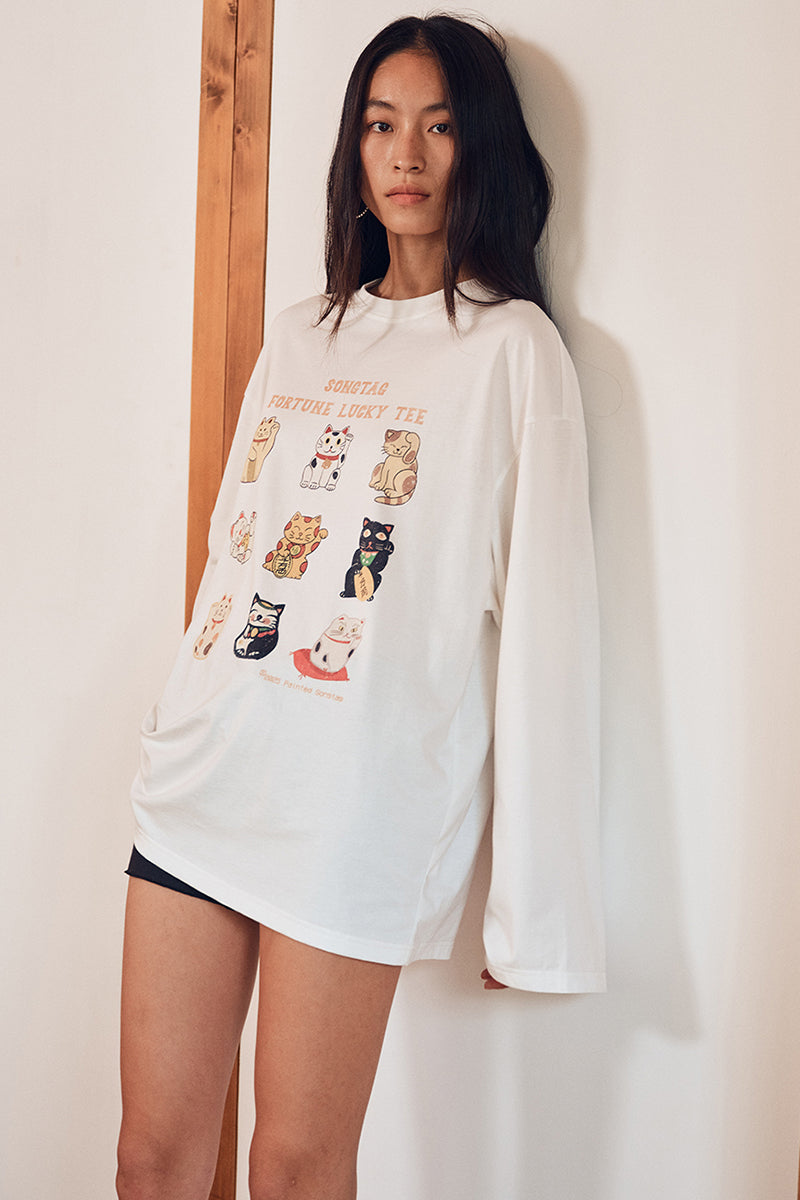Oversized Lucky Cat Graphic Tee