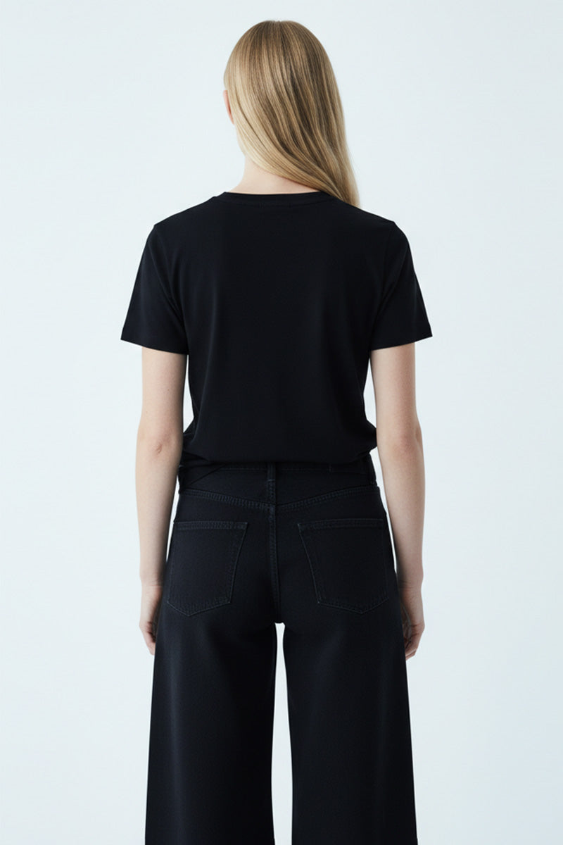 Minimal Heart Outline T-Shirt