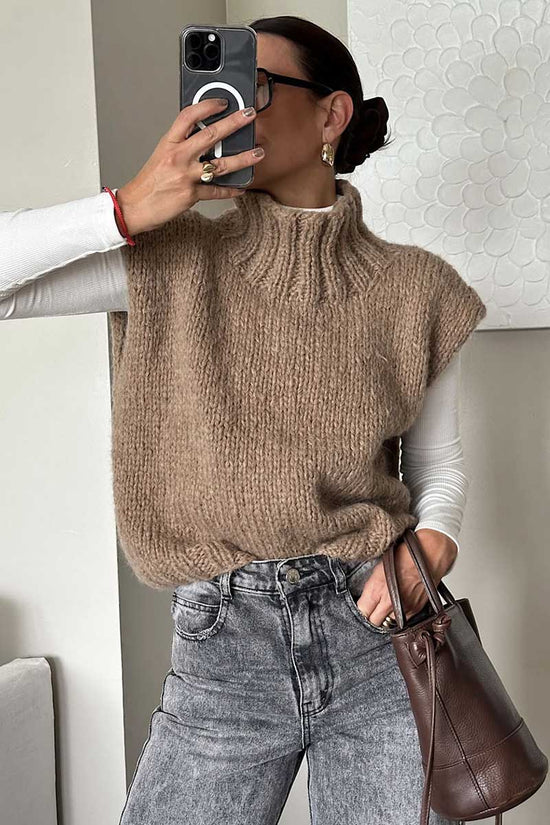 KHAKI (1).jpg