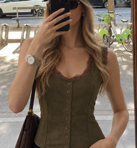OLIVE (1).jpg