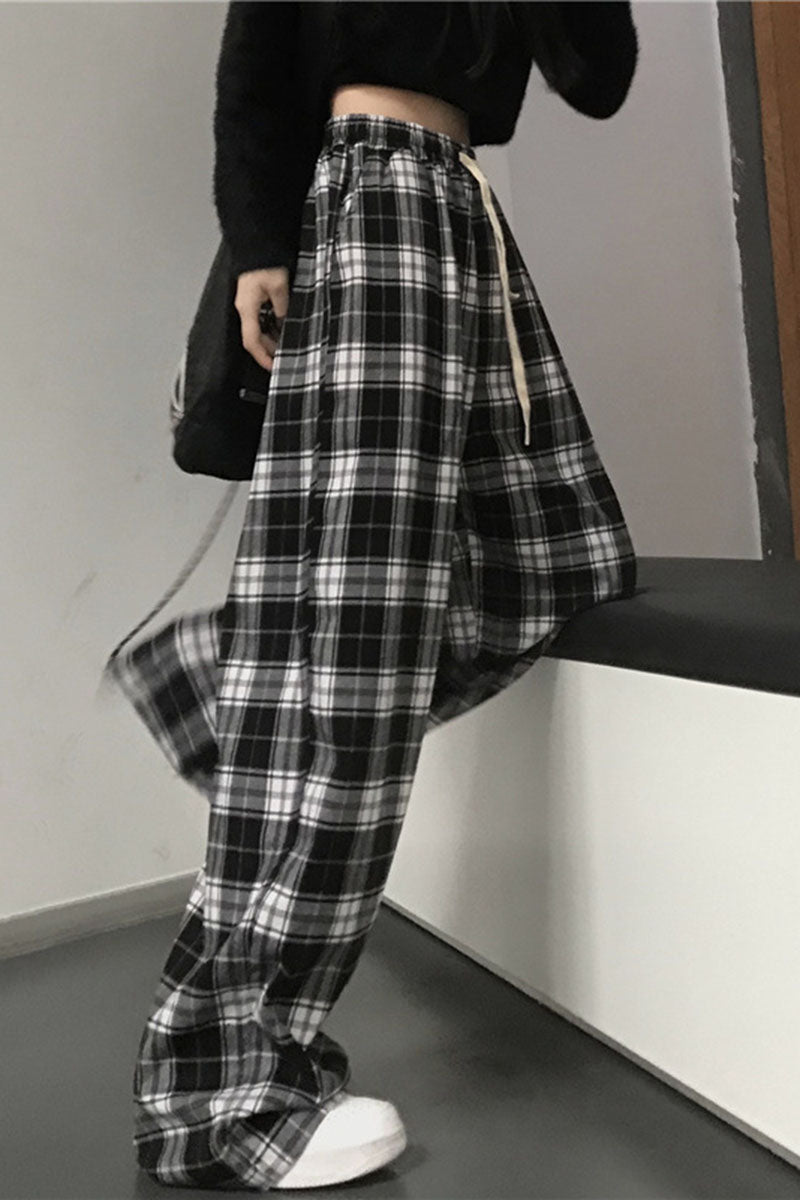 BLACK (1).jpg
