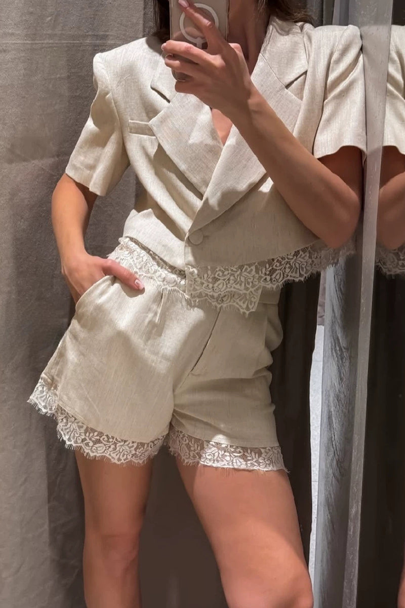 WHITE (1).jpg