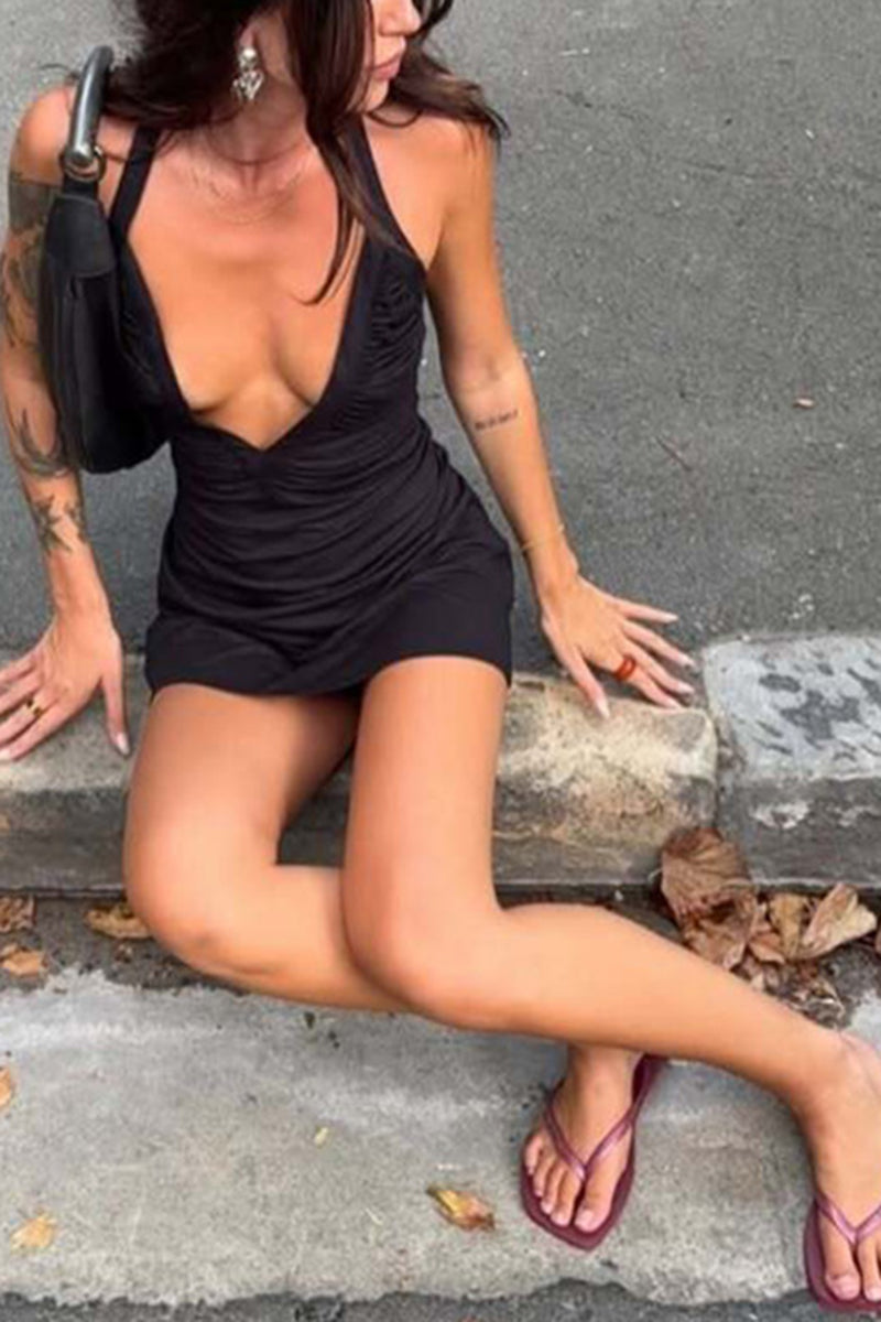 BLACK (2).jpg