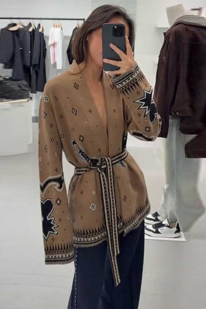 KHAKI (4).jpg