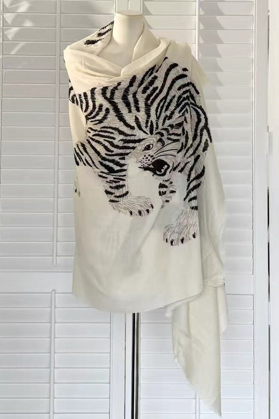 WHITE (1).jpg