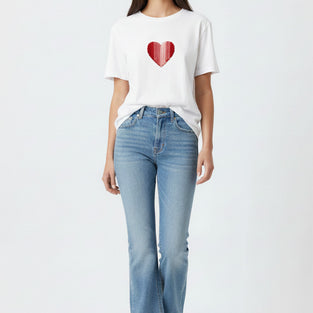 Minimal Heart Graphic T-Shirt