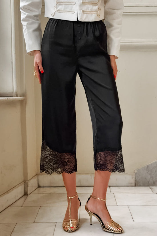 BLACK (1).jpg
