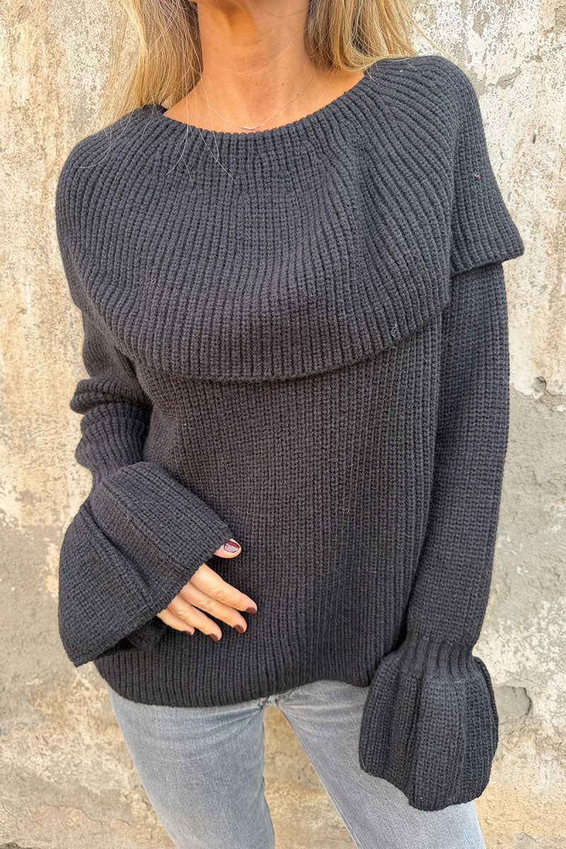 BLACK (1).jpg