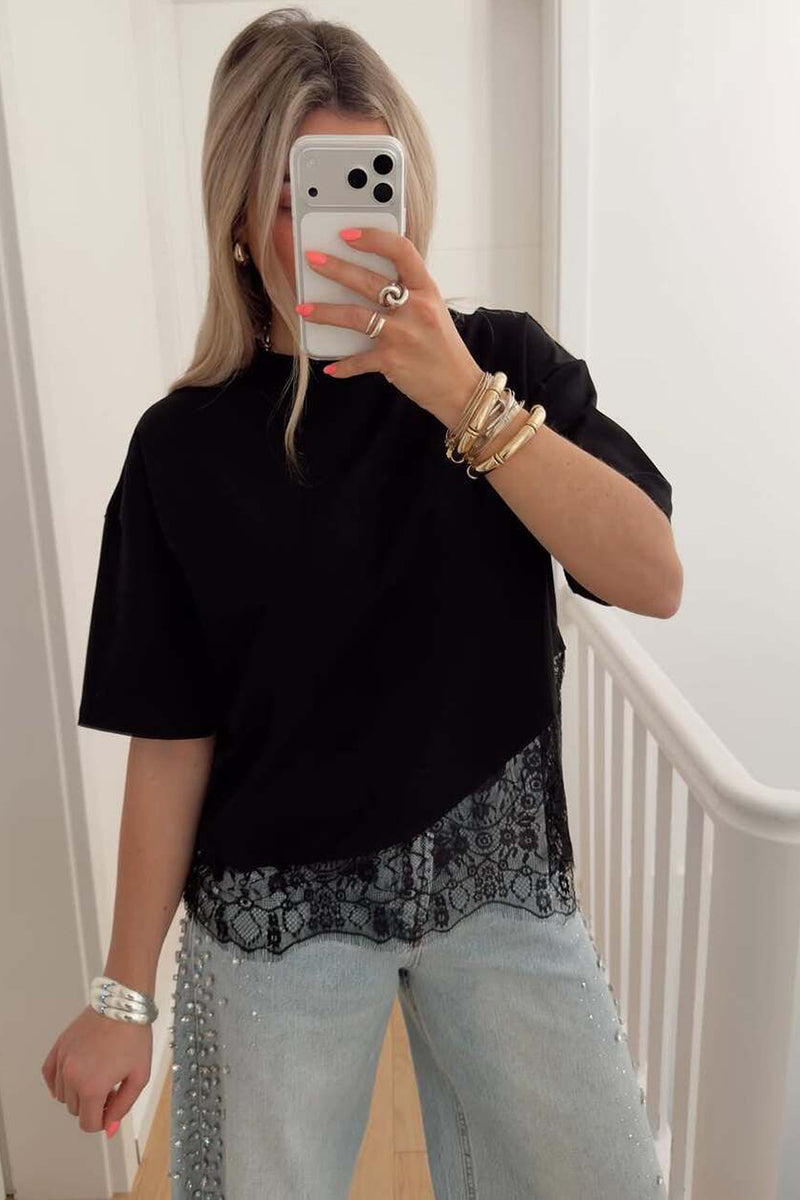 BLACK (1).jpg