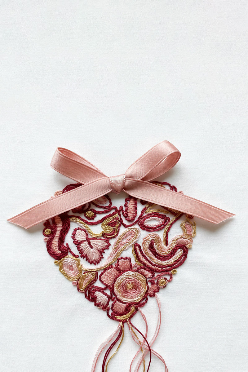 Teddy Bouquet Ribbon T-Shirt