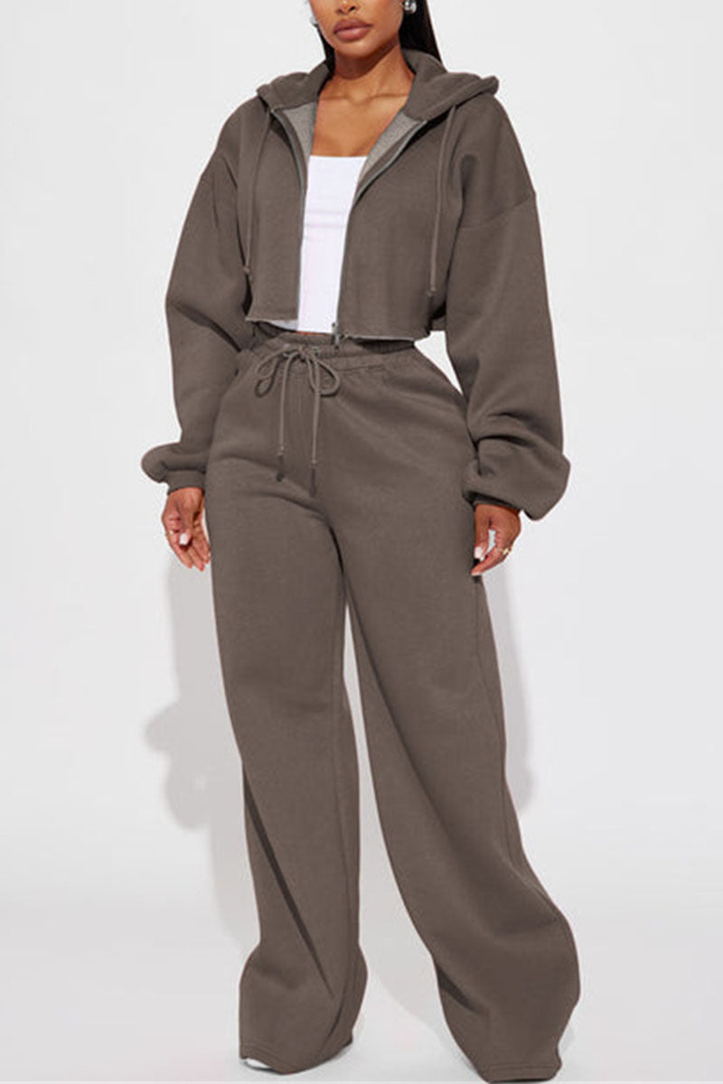 KHAKI (1).jpg
