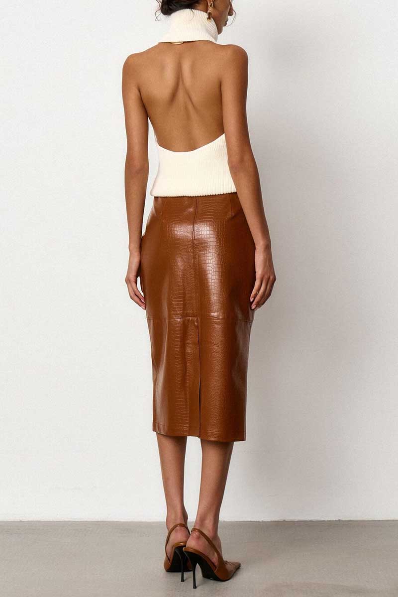 BROWN (3).jpg