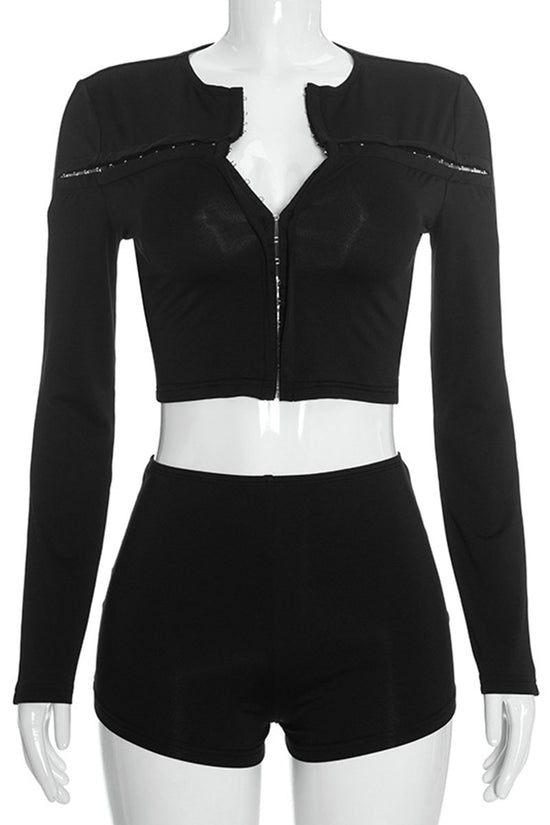 BLACK (3).jpg