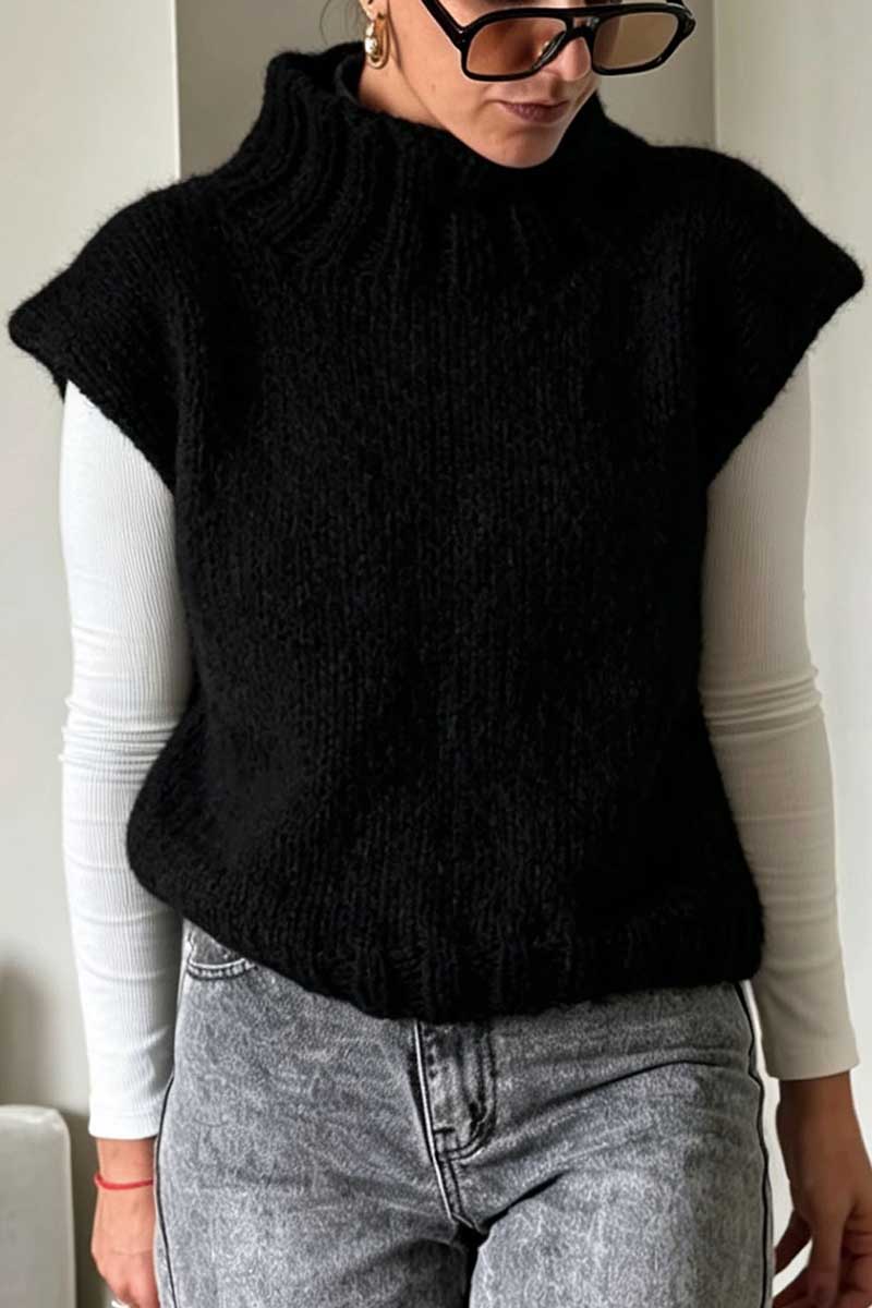 BLACK (2).jpg