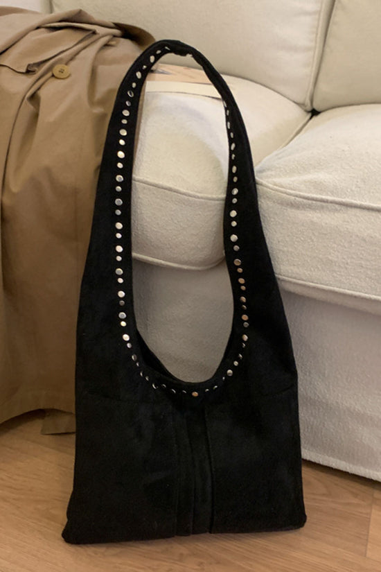 BLACK (2).jpg