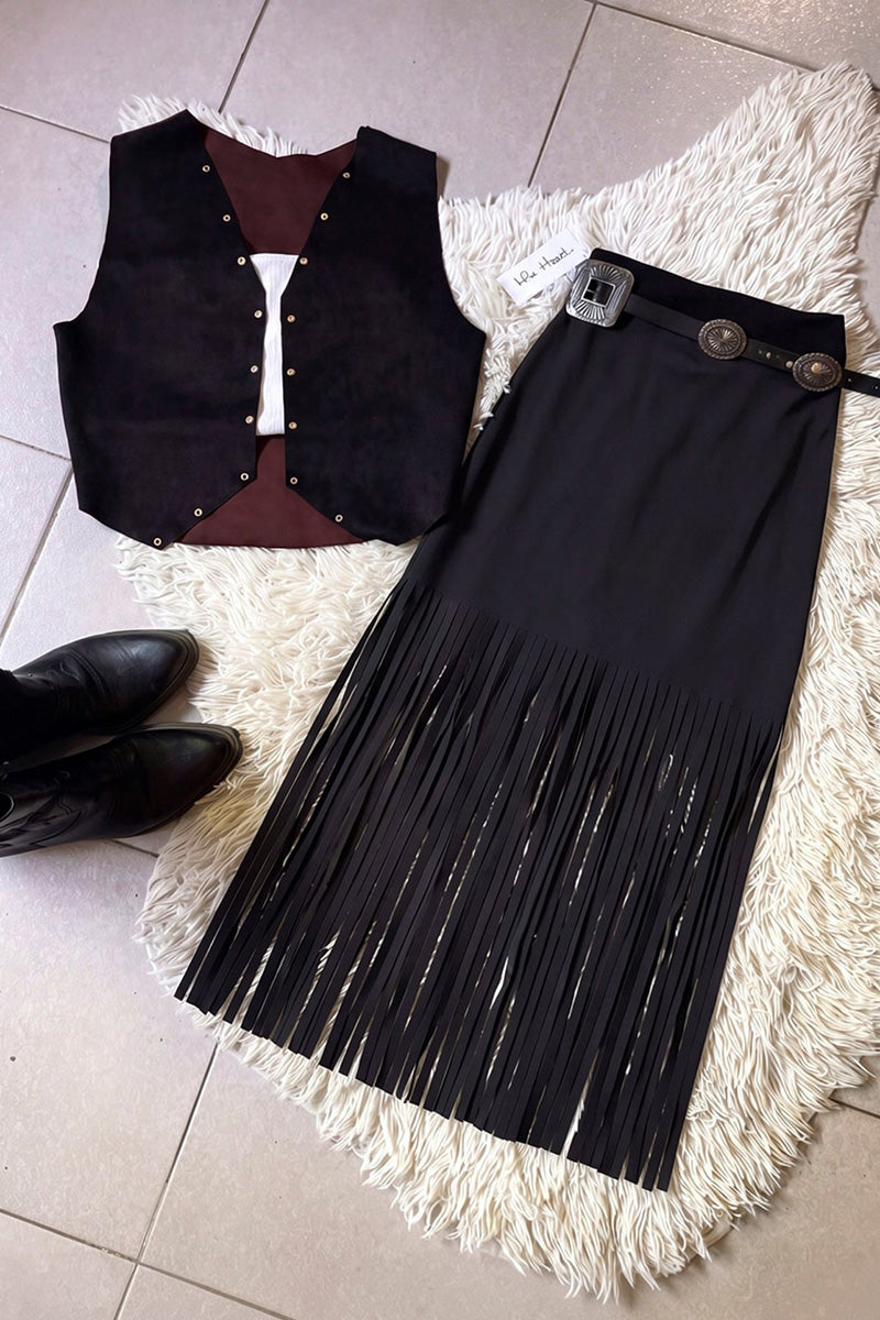 BLACK (3).jpg