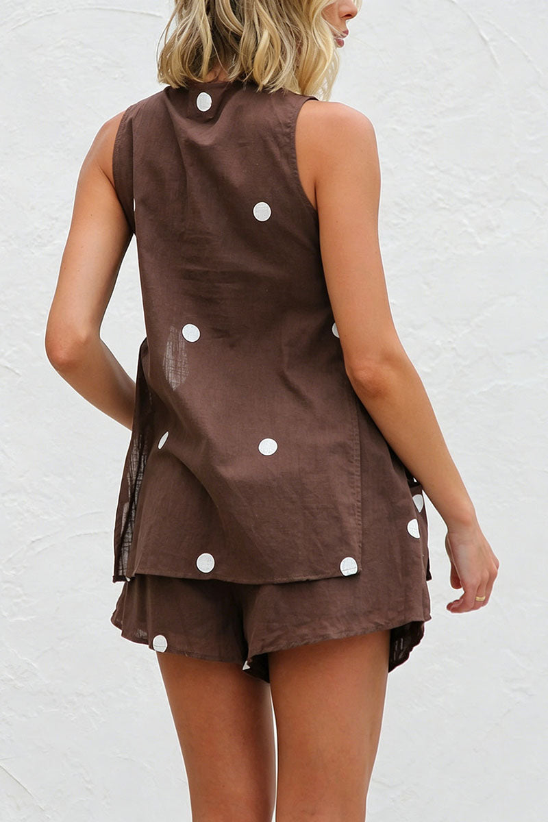 BROWN (2).jpg