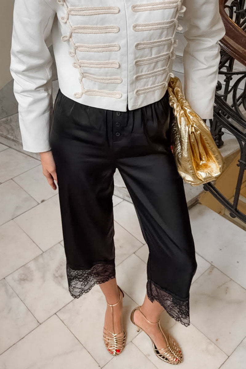 BLACK (6).jpg