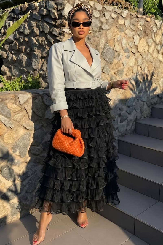 BLACK (1).jpg