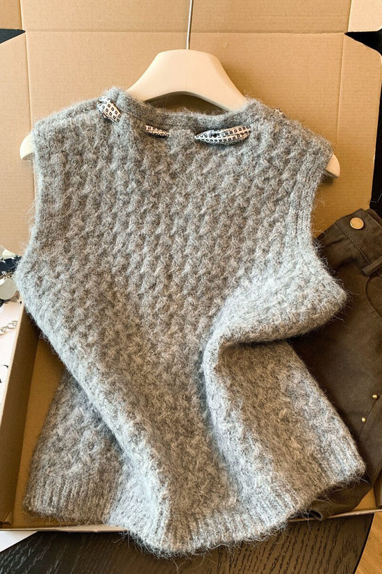 GREY (4).jpg