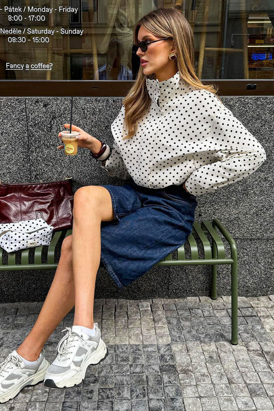 WHITE (5).jpg
