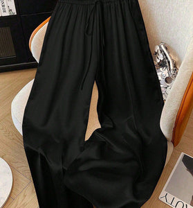 BLACK (1).jpg