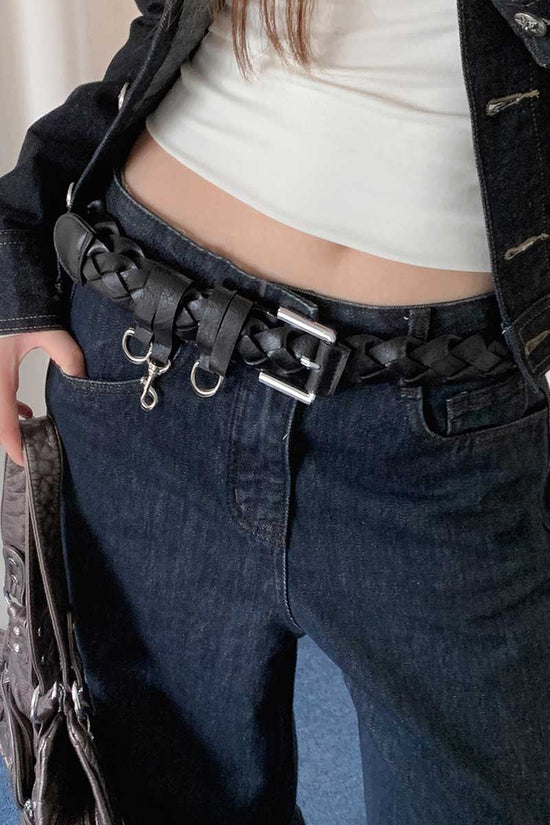 BLACK (2).jpg