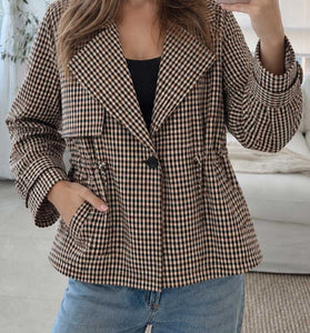 BROWN (1).jpg