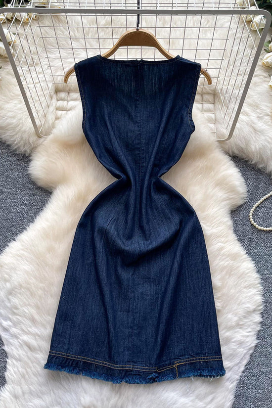 BLUE (4).jpg