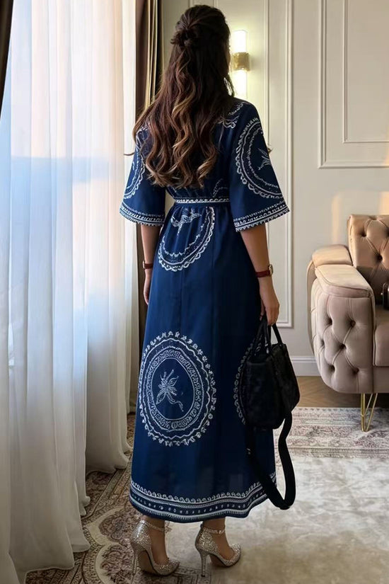 NAVY (2).jpg