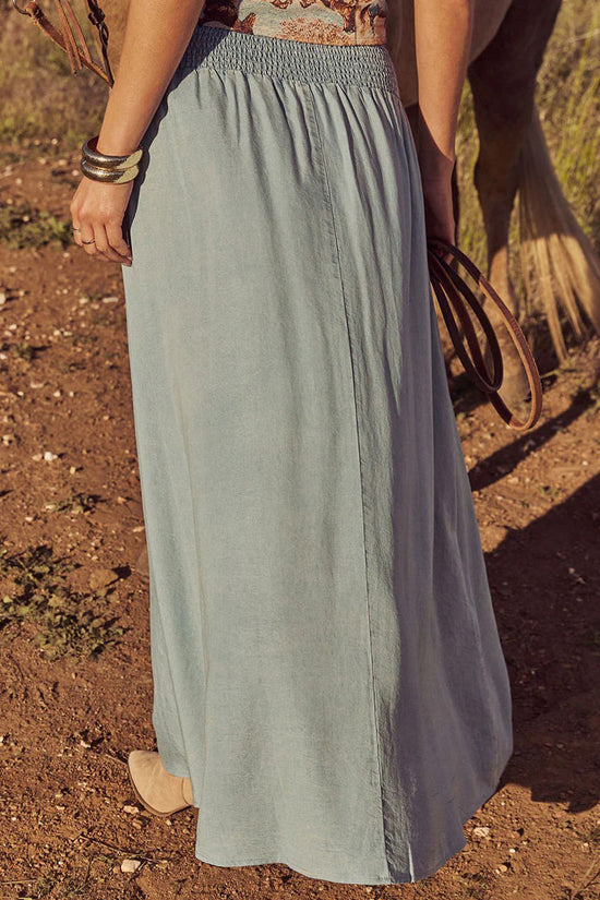BLUE (3).jpg