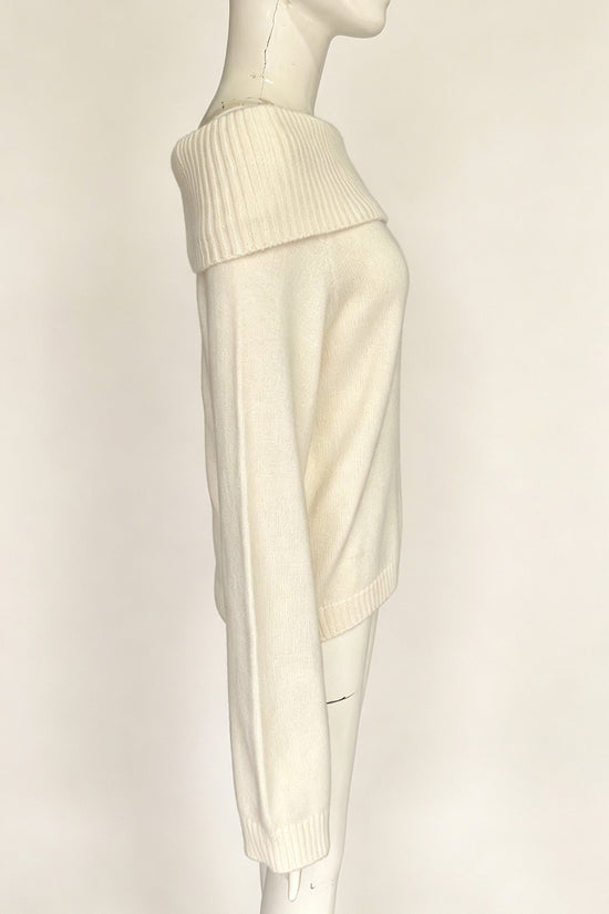 WHITE (3).jpg