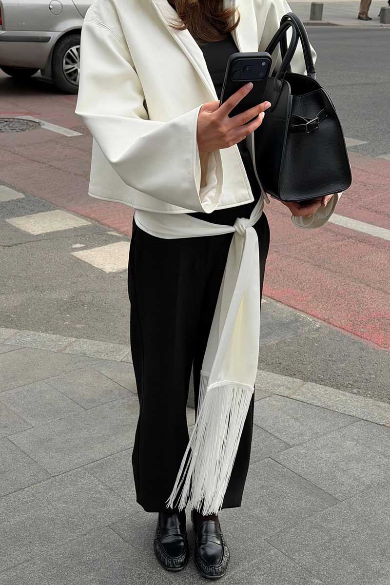 WHITE (3).jpg