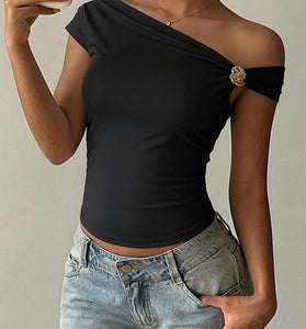BLACK (1).jpg